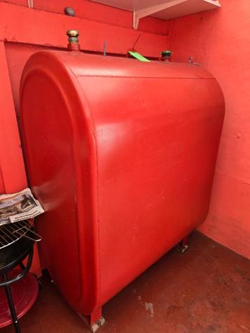 Gratis mazouttank 1200l - Net gekeurd beschikbaar voor biedingen