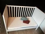 Babybed sundvik (IKEA) + aerosleep + matras aerosleep, Kinderen en Baby's, Ophalen, Zo goed als nieuw, Matras