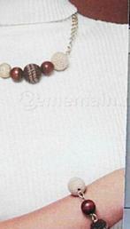 AVON: De set met halsketting en armbanden, Ophalen of Verzenden, Nieuw