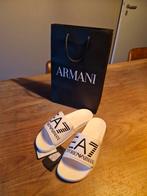 Armani slippers nieuw maat 43, Kleding | Heren, Badmode en Zwemkleding, Ophalen of Verzenden