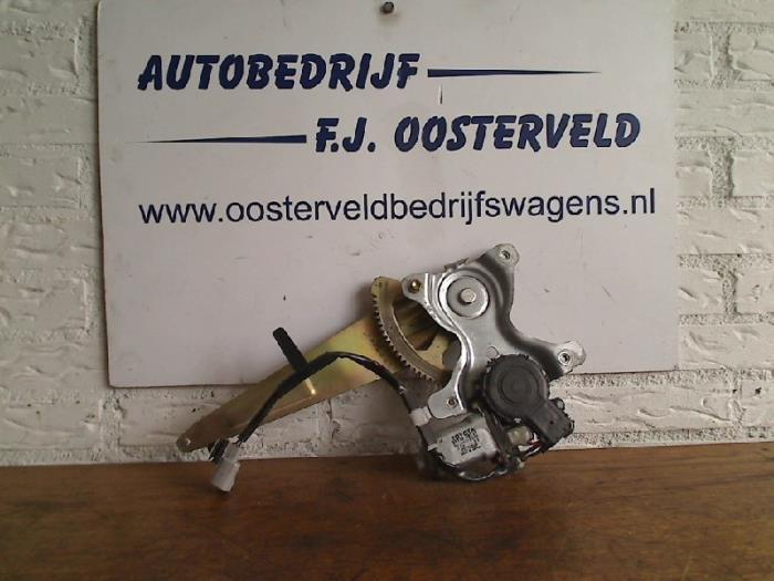 Mécanique essuie-glace d'un Toyota Landcruiser, Autos : Pièces & Accessoires, Vitres & Accessoires, Toyota, Utilisé, 3 mois de garantie