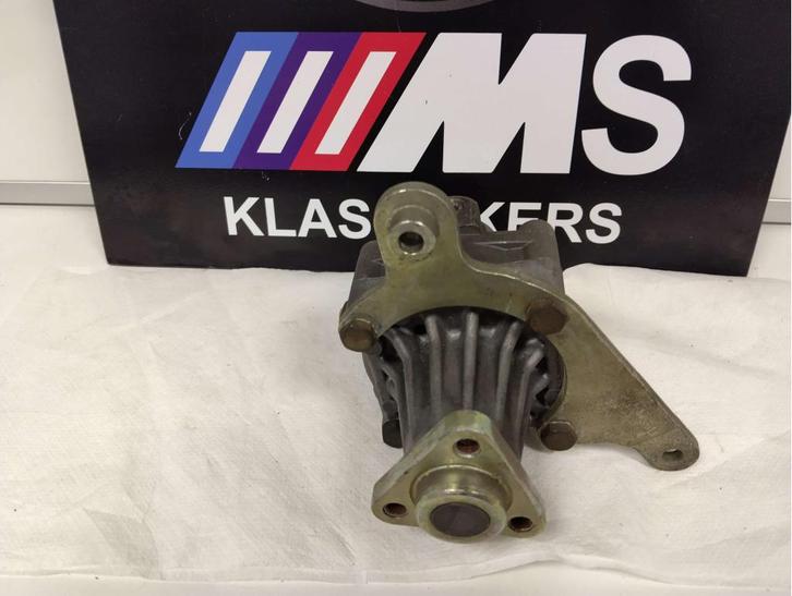 BMW E34 530 / 535 M30 motor stuurbekrachtigings pomp Nieuw, Auto-onderdelen, Besturing, BMW, Nieuw, Ophalen of Verzenden