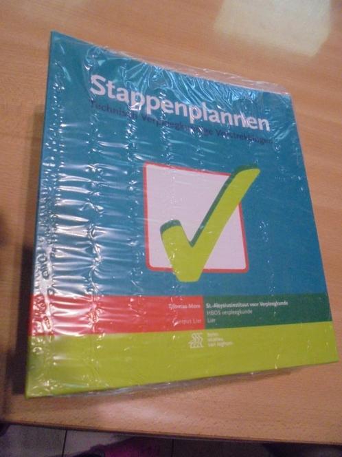 NIEUW Stappenplannen Technisch Verpleegkundige Verstrekkinge, Boeken, Studieboeken en Cursussen, Nieuw, Hoger Onderwijs, Ophalen of Verzenden