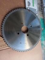 Zaagbladen voor hout, Ophalen