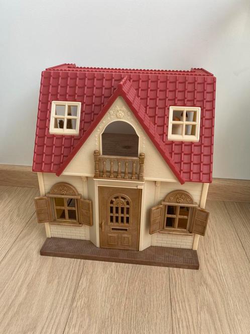 Maison sylvanians, Enfants & Bébés, Jouets | Maisons de poupées, Comme neuf, Maison de poupées, Enlèvement