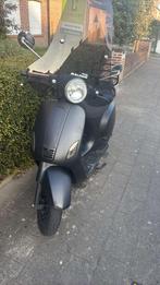 A klasse scooter, Fietsen en Brommers, Ophalen