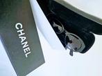 CHANEL Zonnebril, Ophalen of Verzenden, Zo goed als nieuw, Zwart, Zonnebril