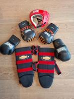 Complete set – Bokshandschoenen, scheenbeschermers, bokshelm, Ophalen, Gebruikt, Bokshandschoenen