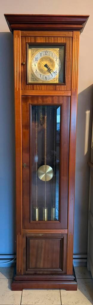 Horloge de parquet ancienne en bois massif, Antiquités & Art, Antiquités | Horloges, Enlèvement