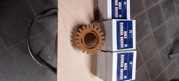 brosse en caoutchouc mbx, Enlèvement ou Envoi, Neuf, Autres types