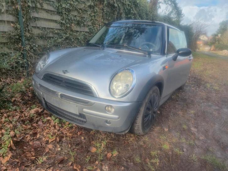 Mini cooper 1.4 D4D ( MOTEUR A CHANIE TOYOTA INCREVABLE), Autos : Divers, Modes d'emploi & Notices d'utilisation