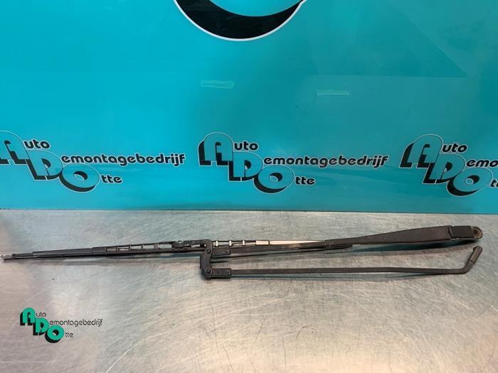 Ruitenwisserarm voor van een Citroen C1 (C1 08-), Auto-onderdelen, Ruiten en Toebehoren, Citroën, Gebruikt, 3 maanden garantie