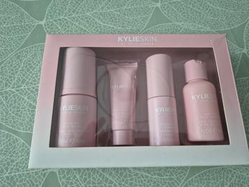 KylieJenner#KylieSkin#skincare beschikbaar voor biedingen