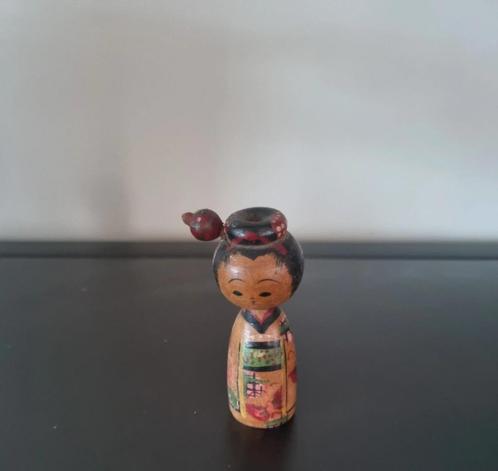 Joli kokeshi Sosaku Bobblehead, Antiquités & Art, Art | Sculptures & Bois, Envoi