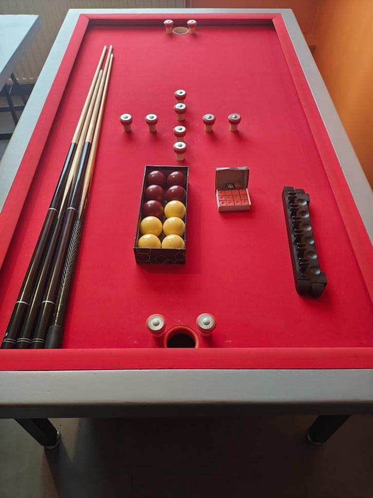 Billard à bouchons à vendre, Sport en Fitness, Biljarten en Poolen, Gebruikt, Biljarttafel, Ophalen