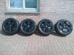 ORIGINAL WINTER KIT BLACK NISSAN QASHQAI J12 IN 18*, Ophalen, 18 inch, Gebruikt, Banden en Velgen