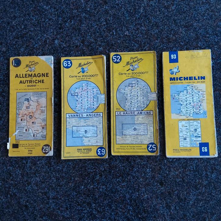 4 gele vintage Michelinkaarten, Boeken, Atlassen en Landkaarten, Gelezen, 1800 tot 2000, Ophalen of Verzenden