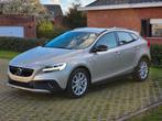 VOLVO V40 D2 CROSS COUNTRY AUTOMATIC LEATHER, 5 places, Carnet d'entretien, Cuir, Beige