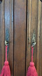 Kastje met Historische Allure, Enlèvement