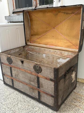 Reiskoffer Paul de laet Gent beschikbaar voor biedingen