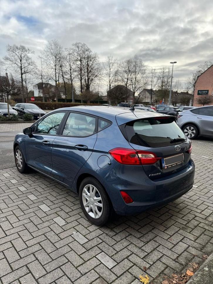 Ford Fiesta 1.1 benzine handgeschakeld - 29.750 KM, Autos, Ford, Particulier, Fiësta, Essence, Boîte manuelle, Bleu, Gris, Enlèvement