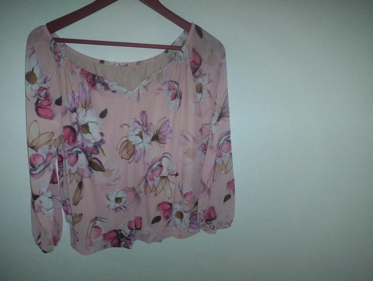 Maillot  manche longue avec motif, Vêtements | Femmes, Tops, Rose, Manches longues, Enlèvement ou Envoi