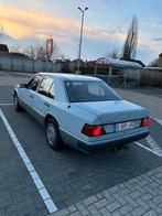 Oldtimer mercedes w124, Auto's, Trekhaak, Mercedes-Benz, Grijs, Particulier