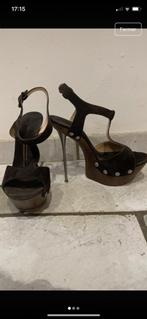 Talon casadei comme neuve, Kleding | Dames, Schoenen, Bruin, Ophalen of Verzenden, Zo goed als nieuw, Schoenen met hoge hakken