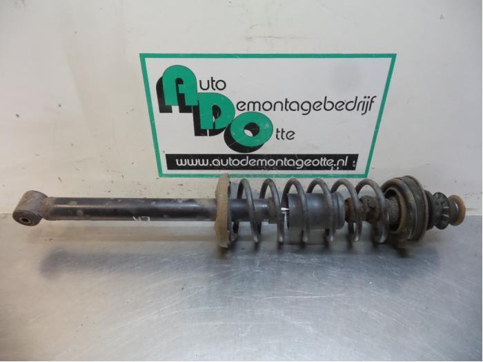 Schokdemperpoot links-achter van een Volkswagen Golf (Golf 8, Auto-onderdelen, Ophanging en Onderstel, Volkswagen, Gebruikt, 3 maanden garantie