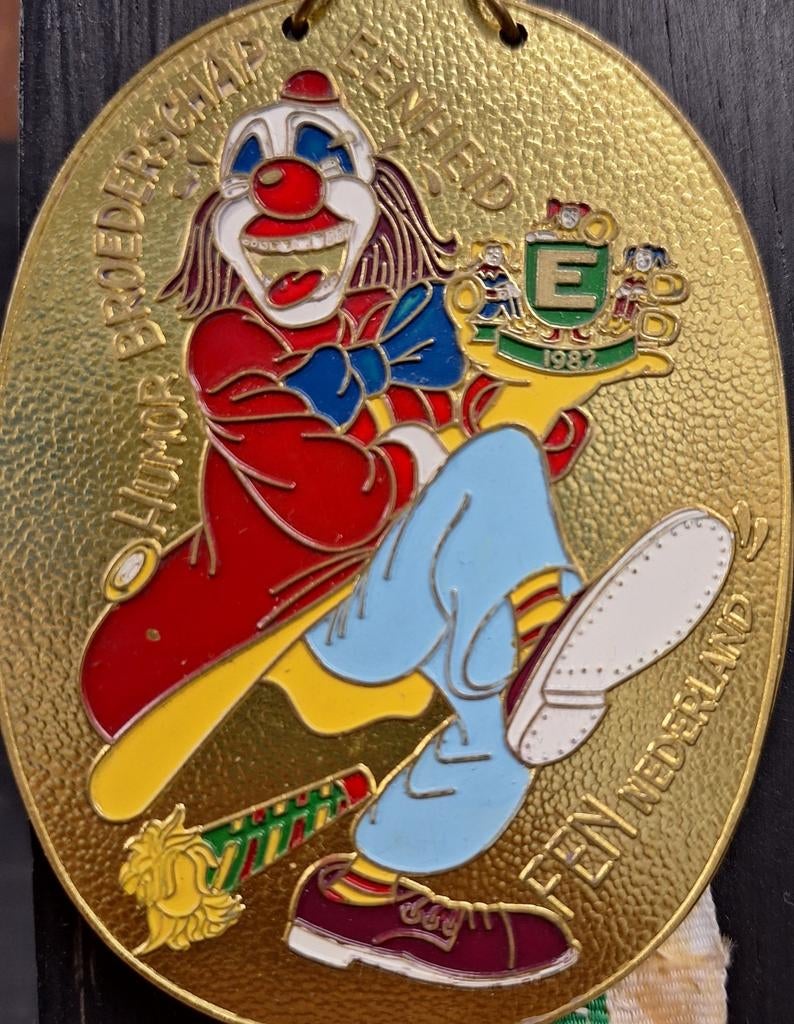 Fen  nederland, Collections, Broches, Pins & Badges, Enlèvement ou Envoi