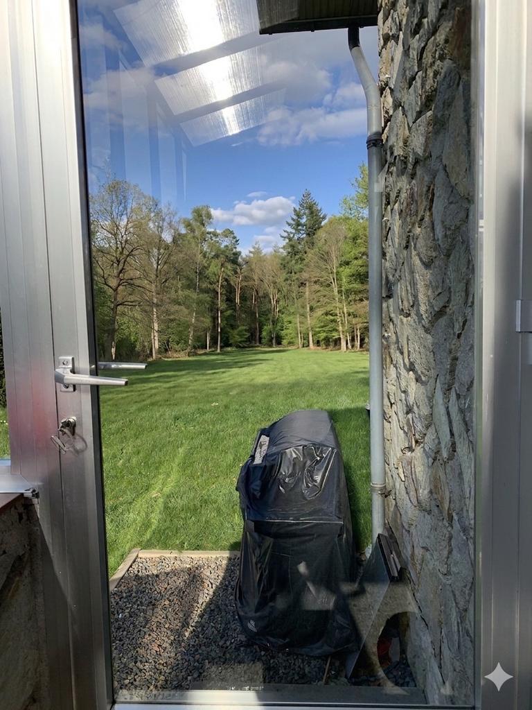 Fensterreinigung / Nettoyage vitres Bütgenbach Malmedy, Immo, Appartements & Studios à louer, Province de Liège, Moins de 20 m²