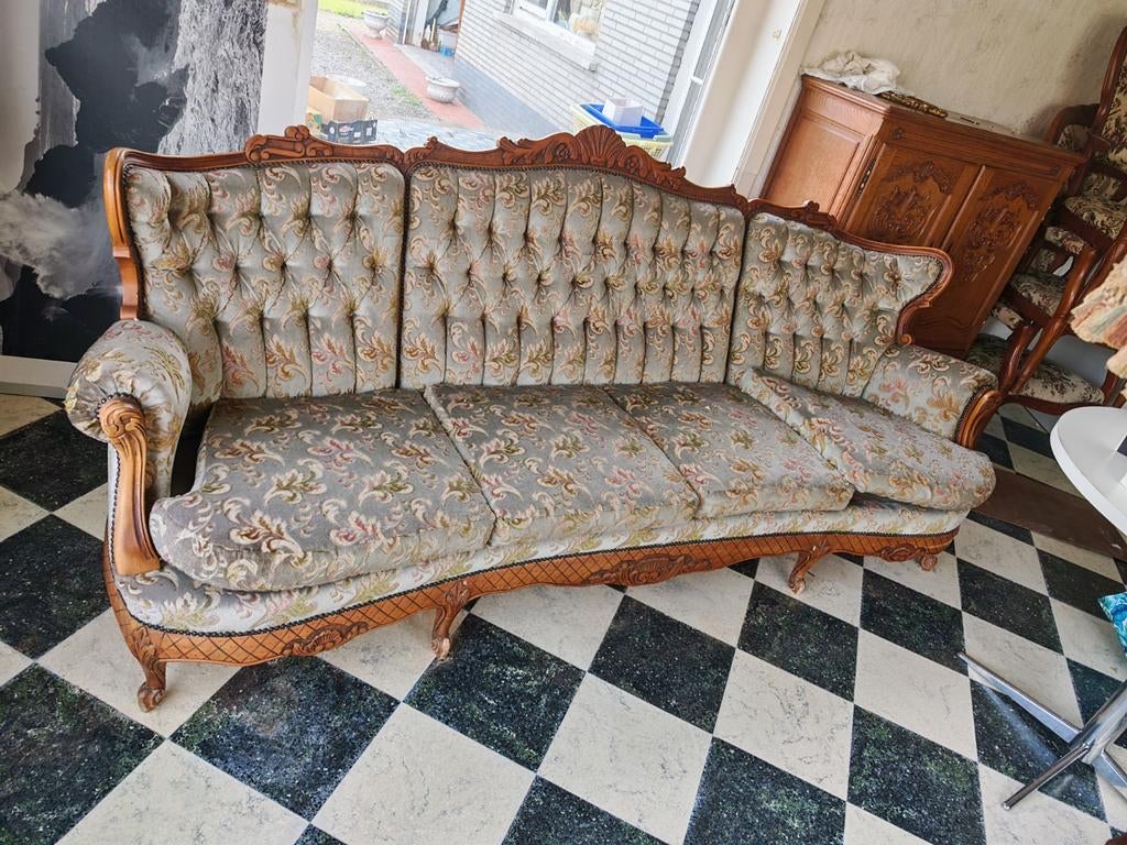 Antieke salon, Ophalen