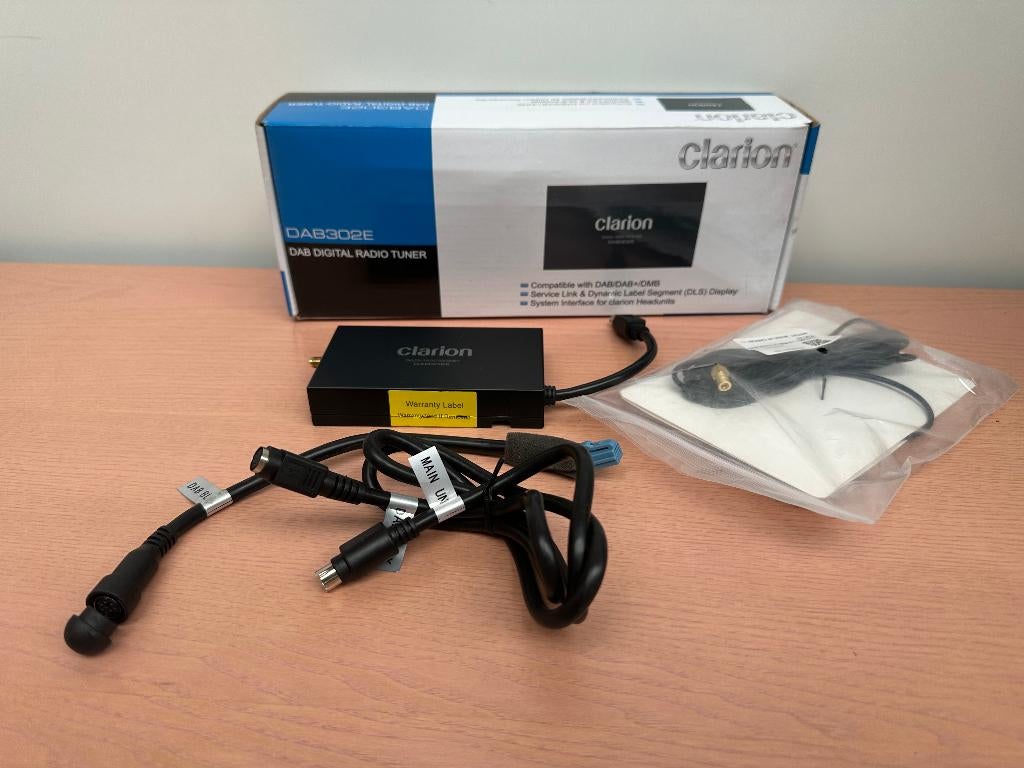 Clarion DAB302E set, Auto diversen, Autoradio's, Nieuw, Ophalen of Verzenden