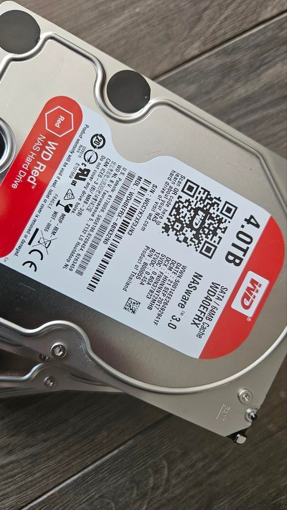 Disques durs WD Red edition 4TB (WD40EFRX), Computers en Software, Harde schijven, Ophalen, Intern, Western Digital, Zo goed als nieuw