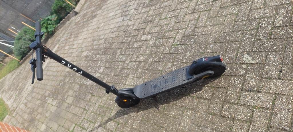 PURE elektrische step werkt niet (defect), Fietsen en Brommers, Ophalen