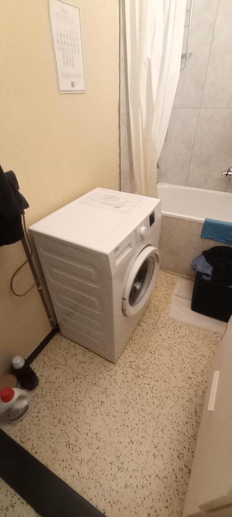 Wasmachine klein model, Elektronische apparatuur, Wasmachines, Gebruikt, Voorlader, 4 tot 6 kg, 85 tot 90 cm, 1200 tot 1600 toeren