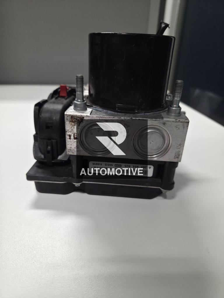 Pompe ABS VW Polo/Seat Ibiza, Neuf, Seat, Autovia A-2, Km 585 585
08760  Martorell, ES, SEAT S.A.