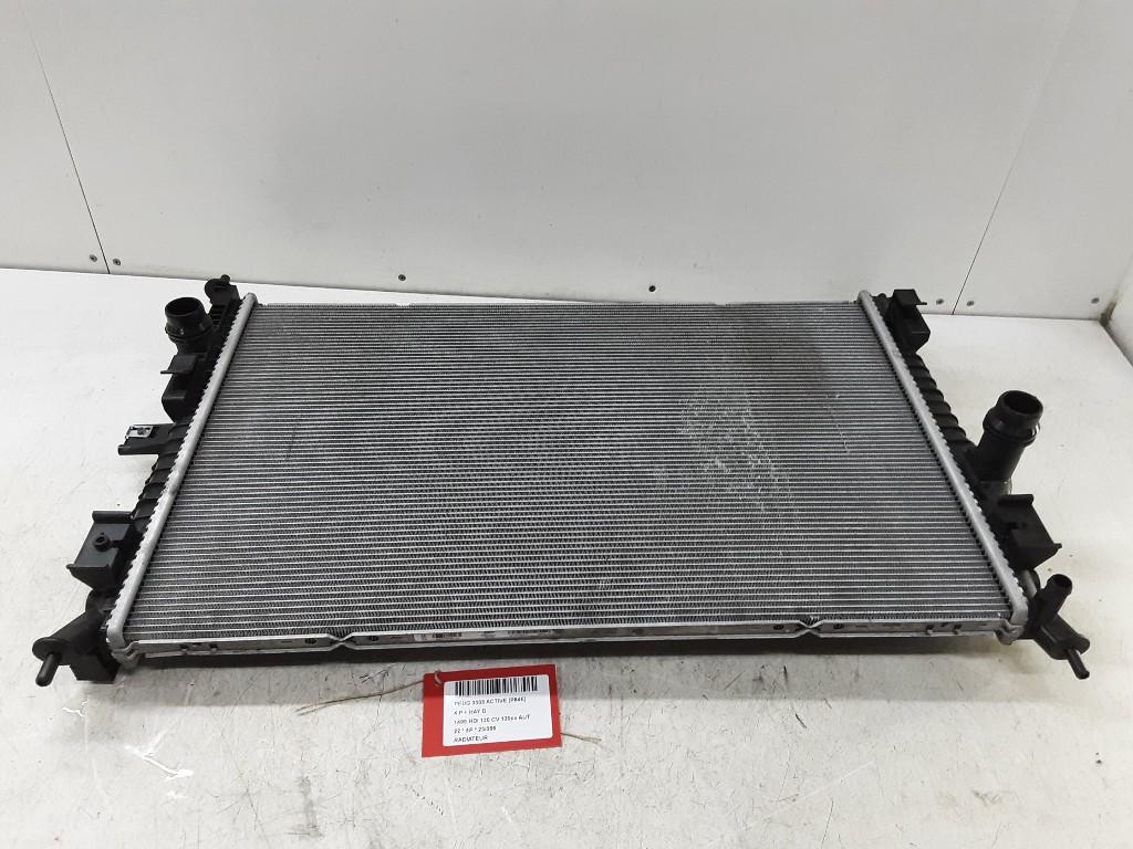 RADIATEUR EAU 3008 II (M4 / MC / MJ / MR) (M167350K), Mevr. I. Hauben, Utilisé, Rue de l'Espoir 34 34
4030  GRIVEGNÉE, BE, Info@Collignon.be