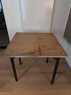 Stevige bijzettafel, Enlèvement, Utilisé