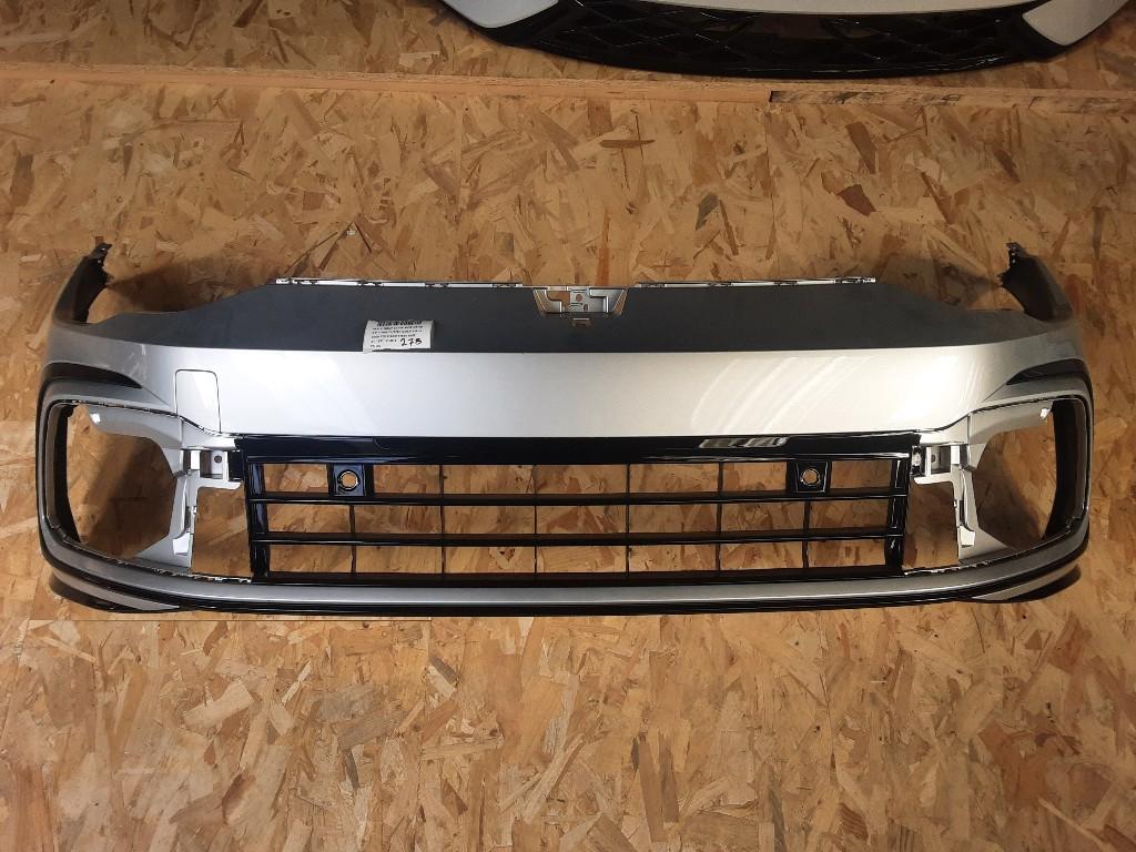 PARE-CHOCS AVANT Volkswagen Golf VIII (CD1) (5H0807221G), Pare-chocs, Volkswagen, Mevr. I. Hauben, Utilisé