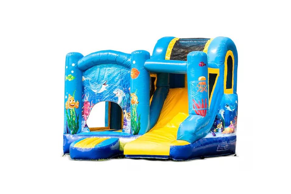 Gezocht! Springkussen springkasteel te koop met glijbaan, Ophalen, Zo goed als nieuw