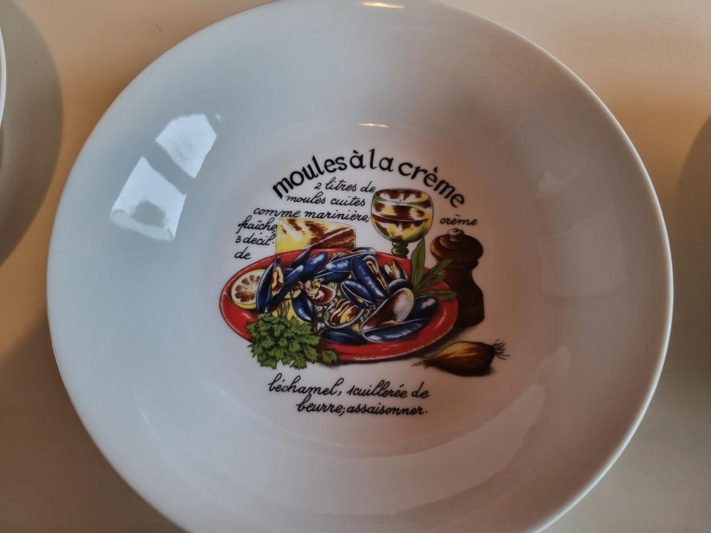 Services à moules vintage, Enlèvement