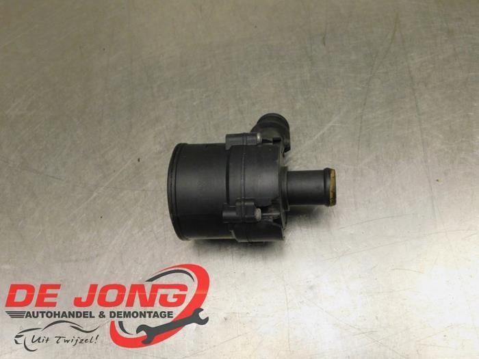 Waterpomp van een Volkswagen Polo, Auto-onderdelen, Airco en Verwarming, Volkswagen, Gebruikt, 3 maanden garantie, Ophalen of Verzenden