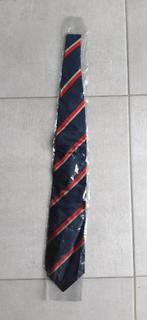 kravat Alken-Maes stropdas ( Cristal ) 100% zijde blauw rood, Ophalen of Verzenden, Nieuw, Kleding, Overige merken