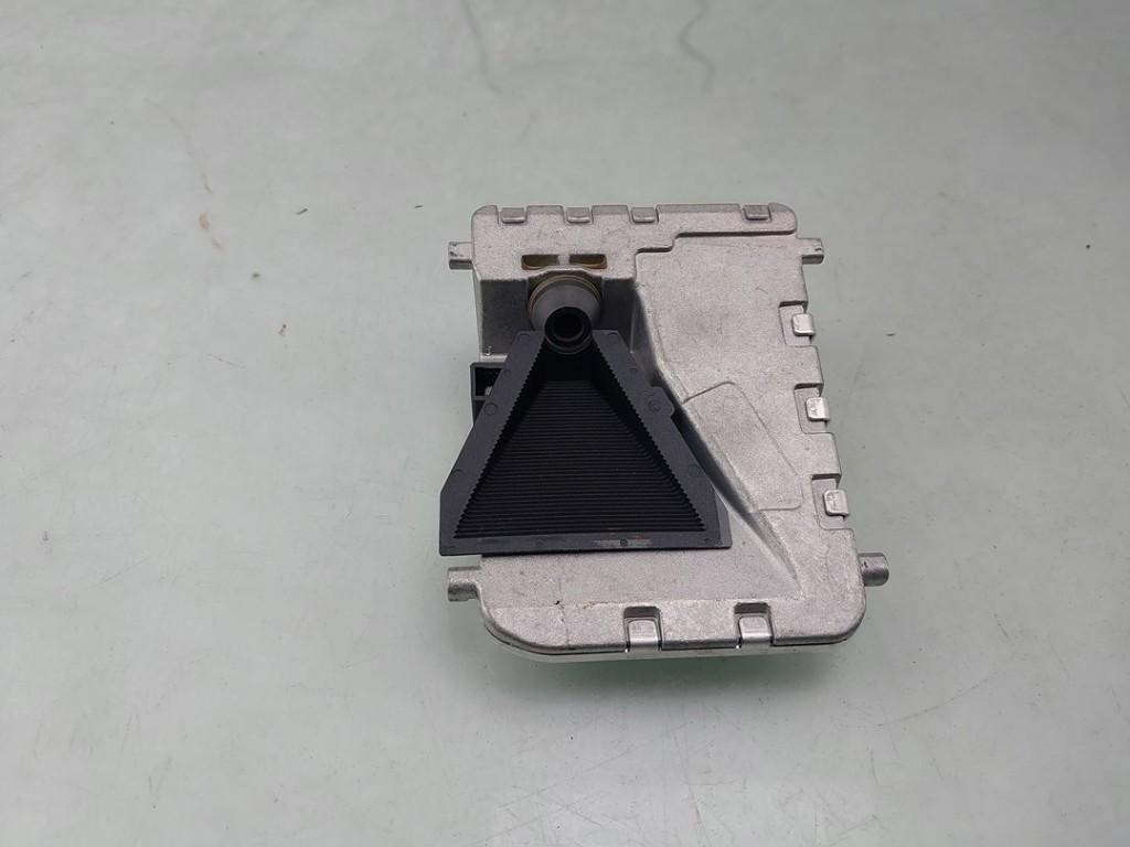 CAMERA VOOR Mercedes-Benz C (W205) (01-2013/06-2021), Gebruikt, Mercedes-Benz