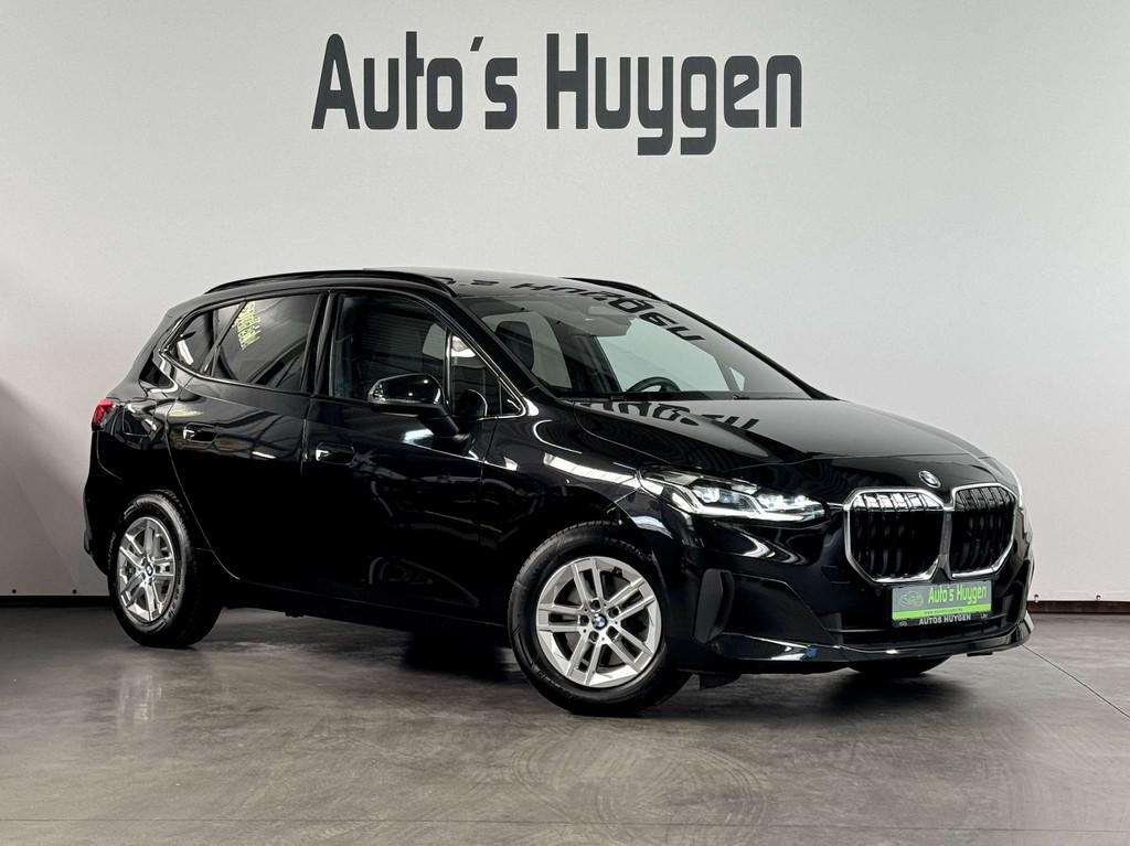 BMW 2 Serie 218 iA Active Tourer met panoramisch open dak!, Auto's, Gebruikt, 136 pk, Zwart, Bedrijf