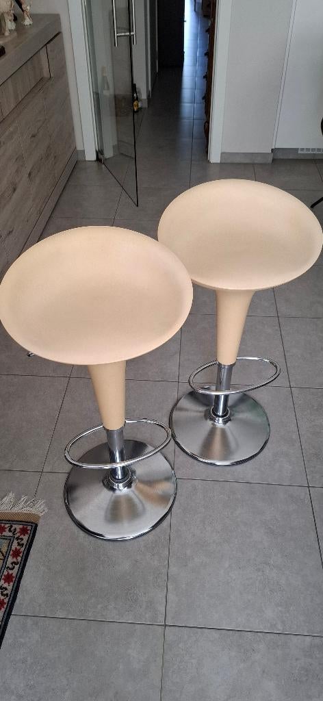 design keukenkruk Magis, 2 tabourets, Enlèvement, Utilisé, Avec repose-pieds