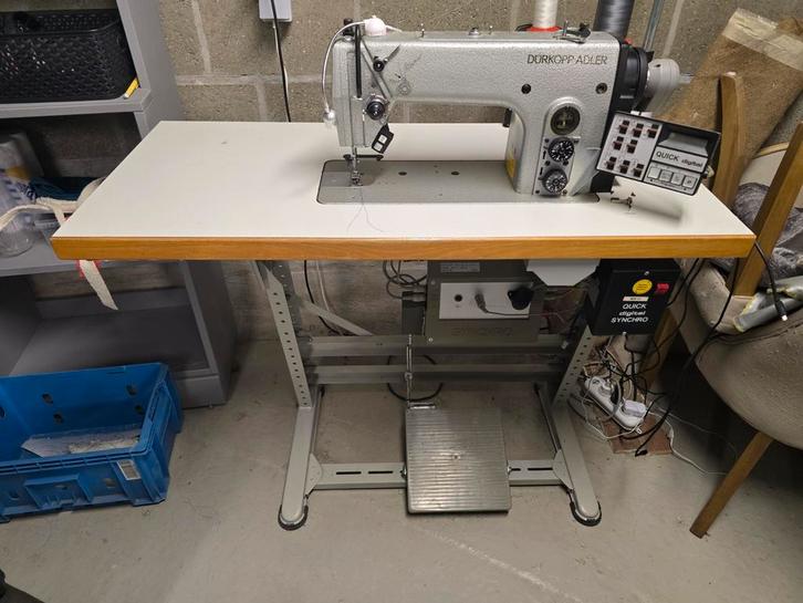 Durkopp adler 271-140, Hobby & Loisirs créatifs, Machines à coudre & Accessoires, Enlèvement