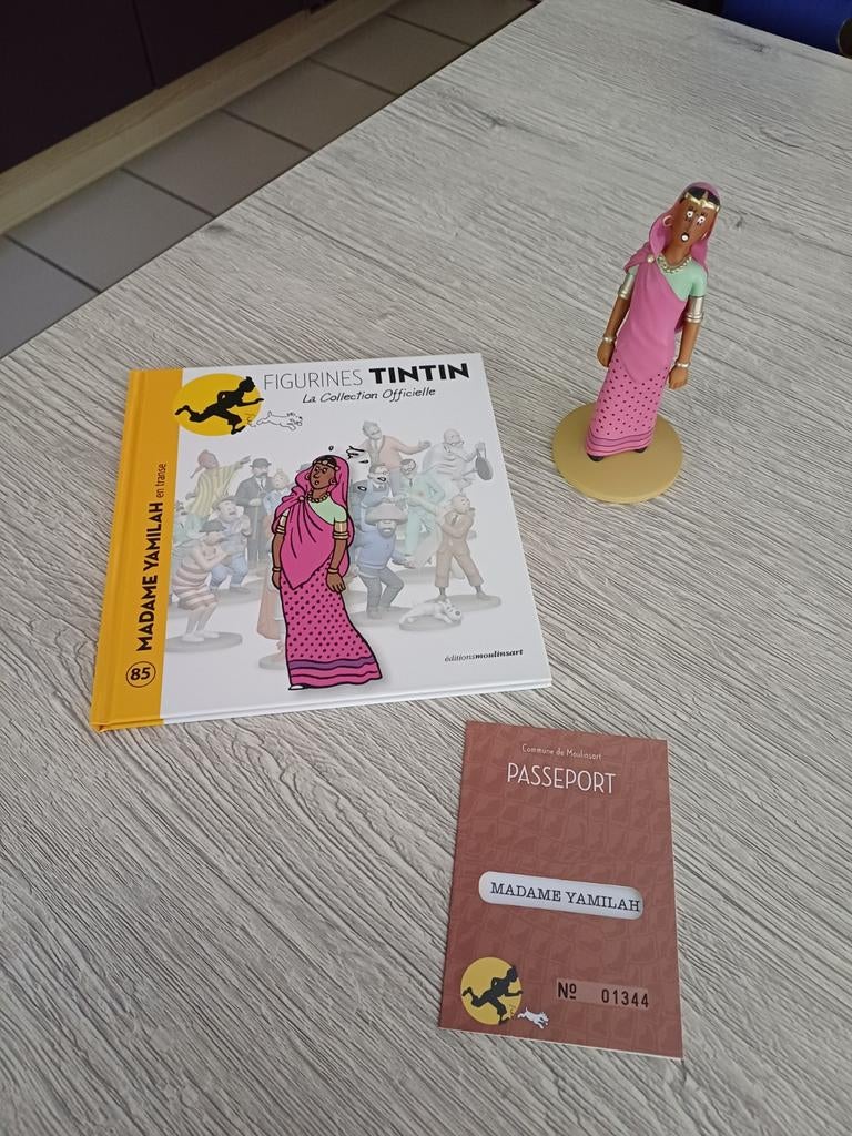 Madame Yamilah beeldje | Officiële collectie van Moulinsart, Verzamelen, Stripfiguren, Zo goed als nieuw, Beeldje of Figuurtje