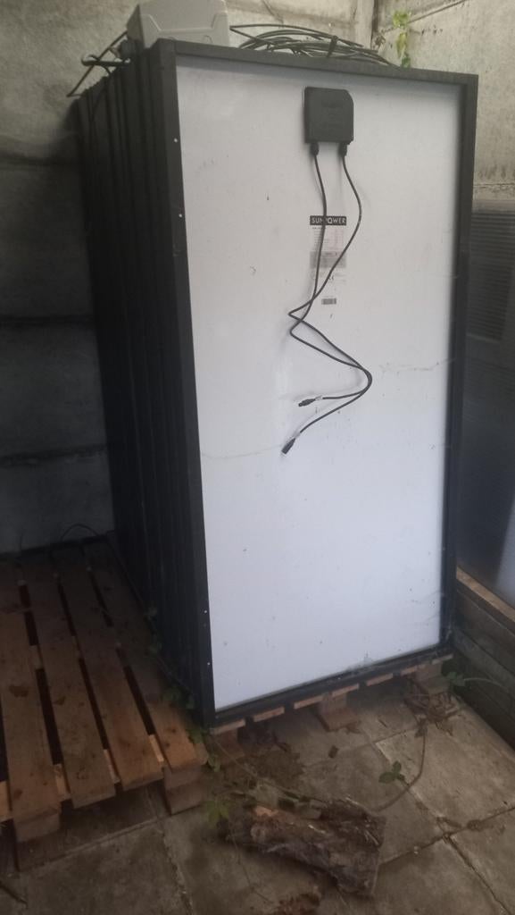 18 zonnepanelen BENQ, Ophalen, Gebruikt, 200 wattpiek of meer